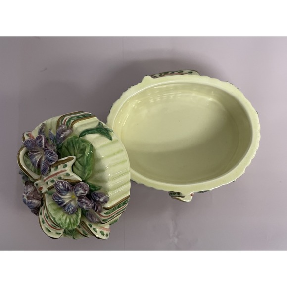 Fitz and Floyd Essentials Handcrafted China Violet Floral Bow Trinket Box Oval - Picture 5 of 8